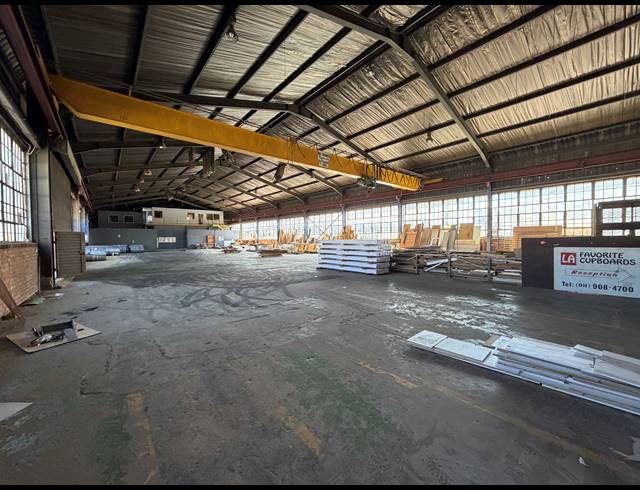 1,300M² FACTORY TO LET IN ALRODE